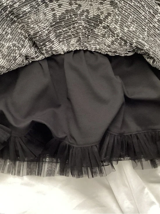 BCBG MaxAzria ‘Madeline’ Structured Strapless Dress, Size 2 - Picture 12 of 12